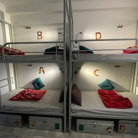 רישיקש Art Bliss Hostel מראה חיצוני תמונה