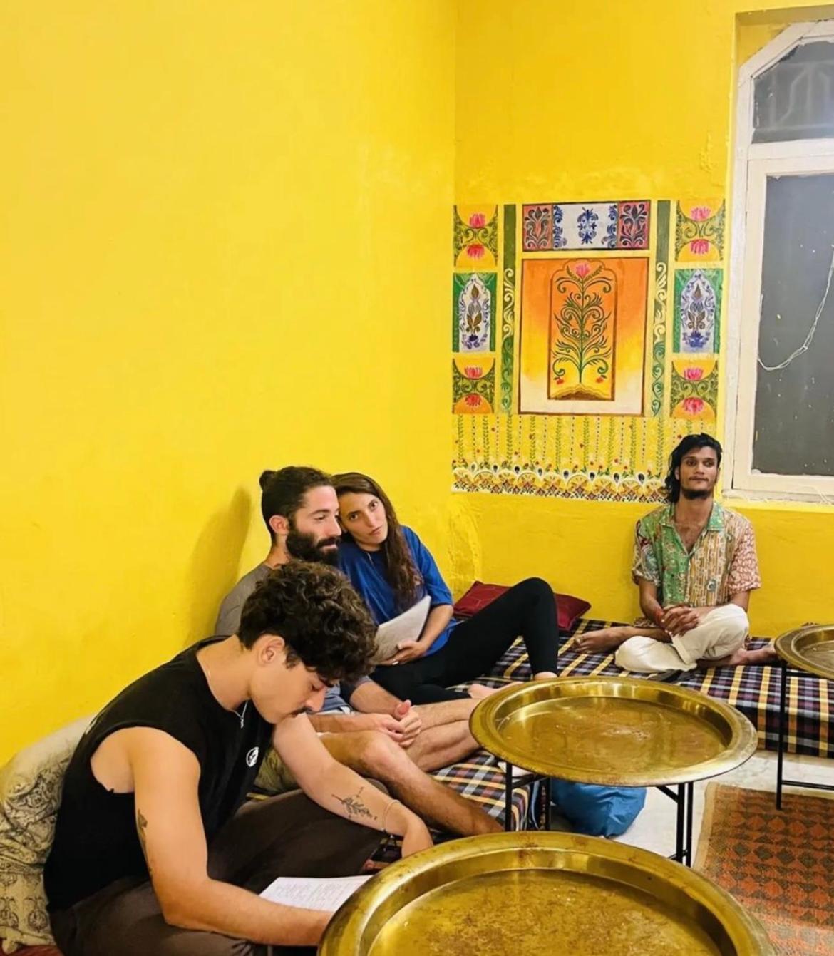 רישיקש Art Bliss Hostel מראה חיצוני תמונה