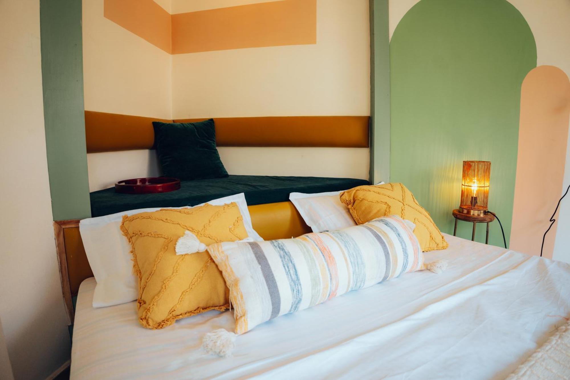 רישיקש Art Bliss Hostel מראה חיצוני תמונה