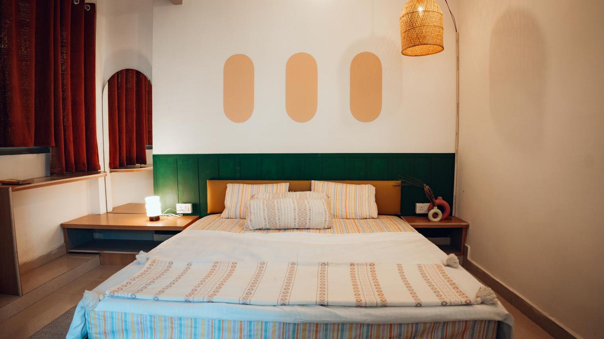 רישיקש Art Bliss Hostel מראה חיצוני תמונה