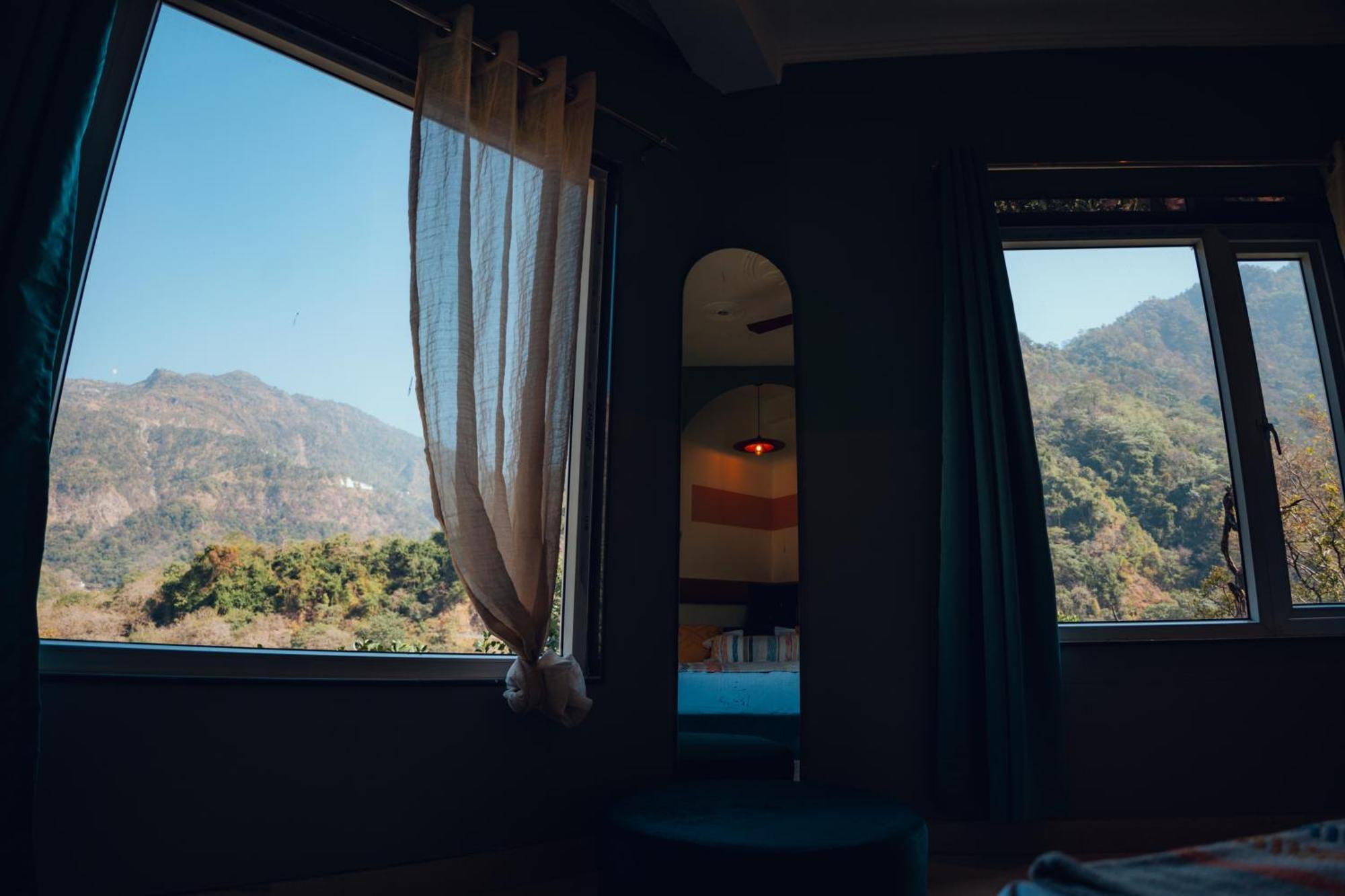רישיקש Art Bliss Hostel מראה חיצוני תמונה