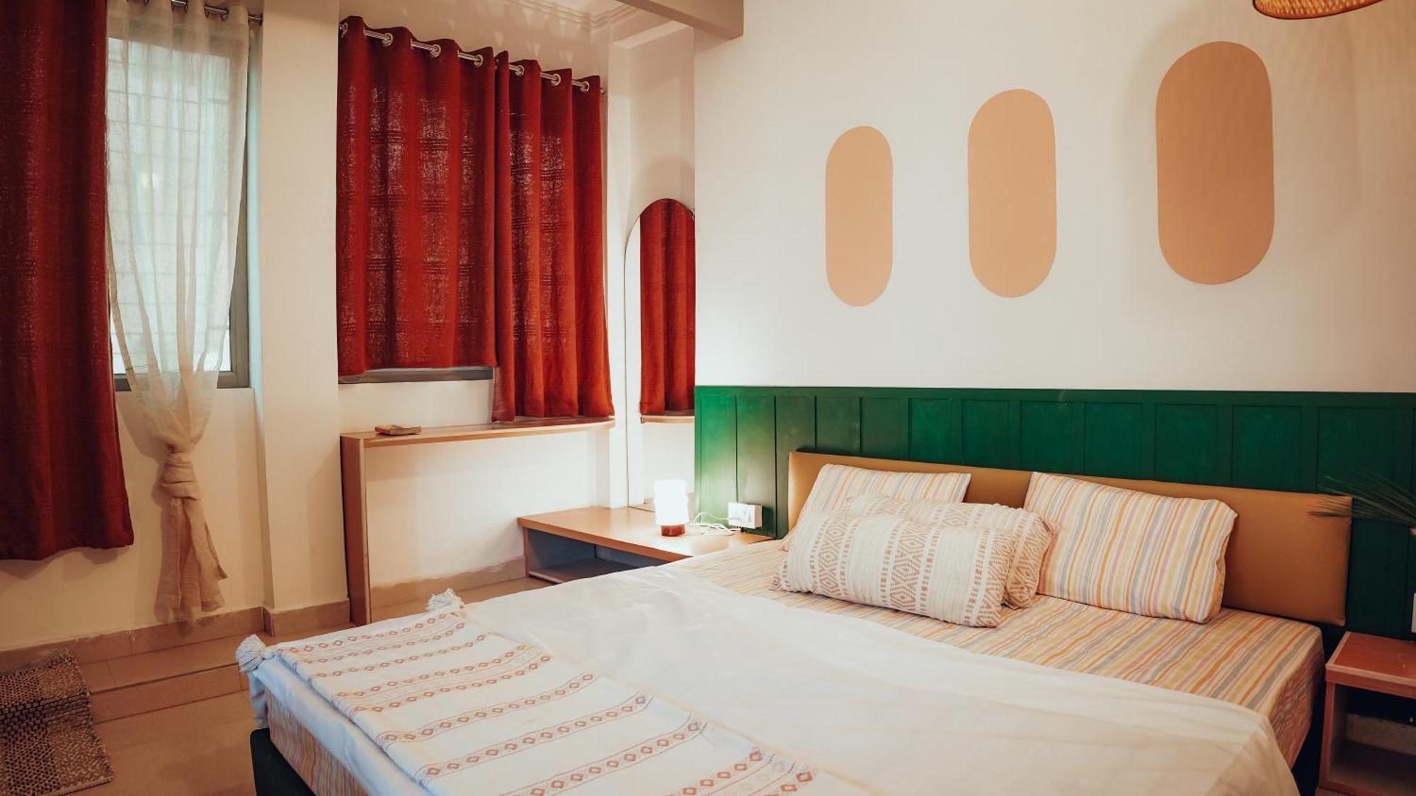 רישיקש Art Bliss Hostel מראה חיצוני תמונה