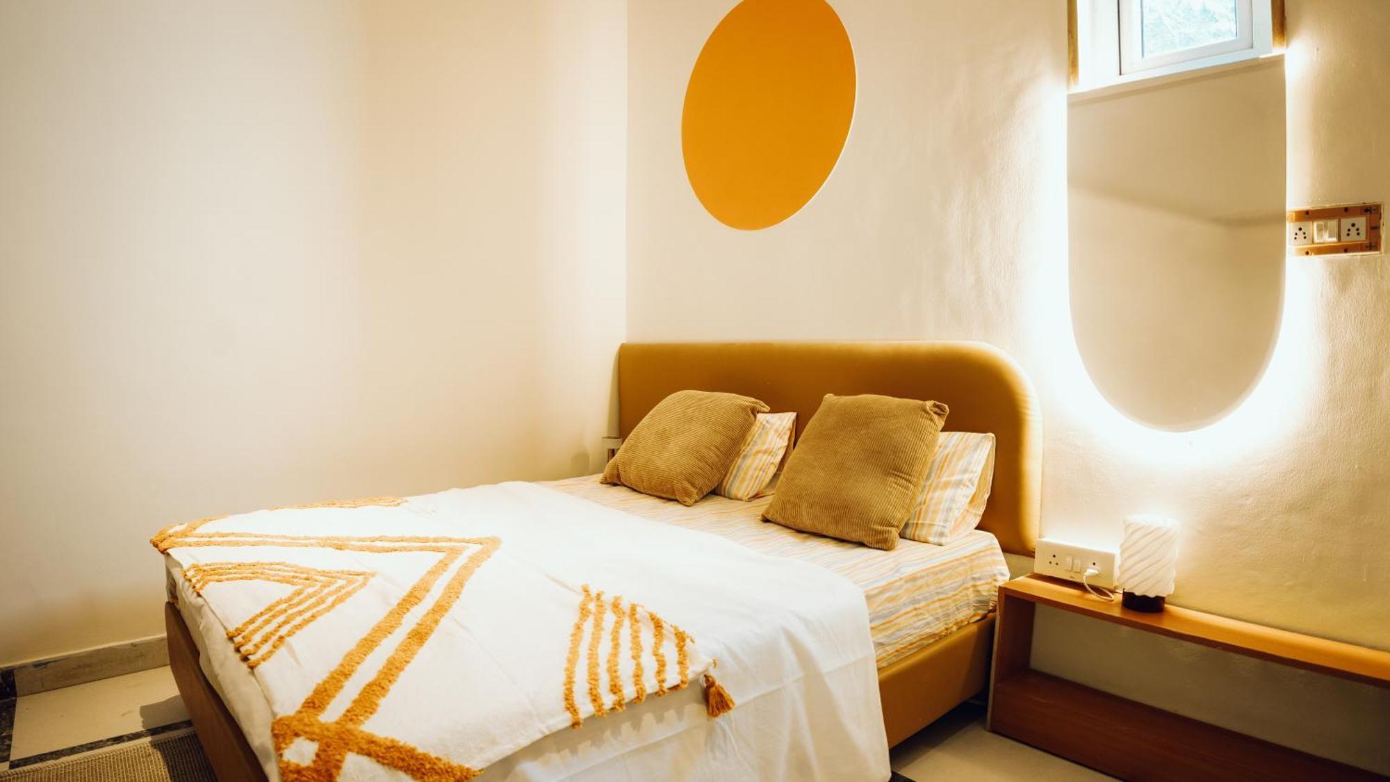 רישיקש Art Bliss Hostel מראה חיצוני תמונה
