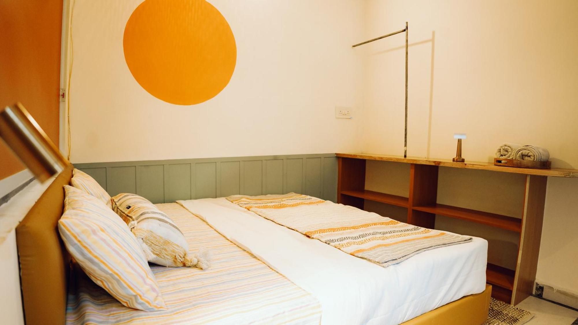 רישיקש Art Bliss Hostel מראה חיצוני תמונה