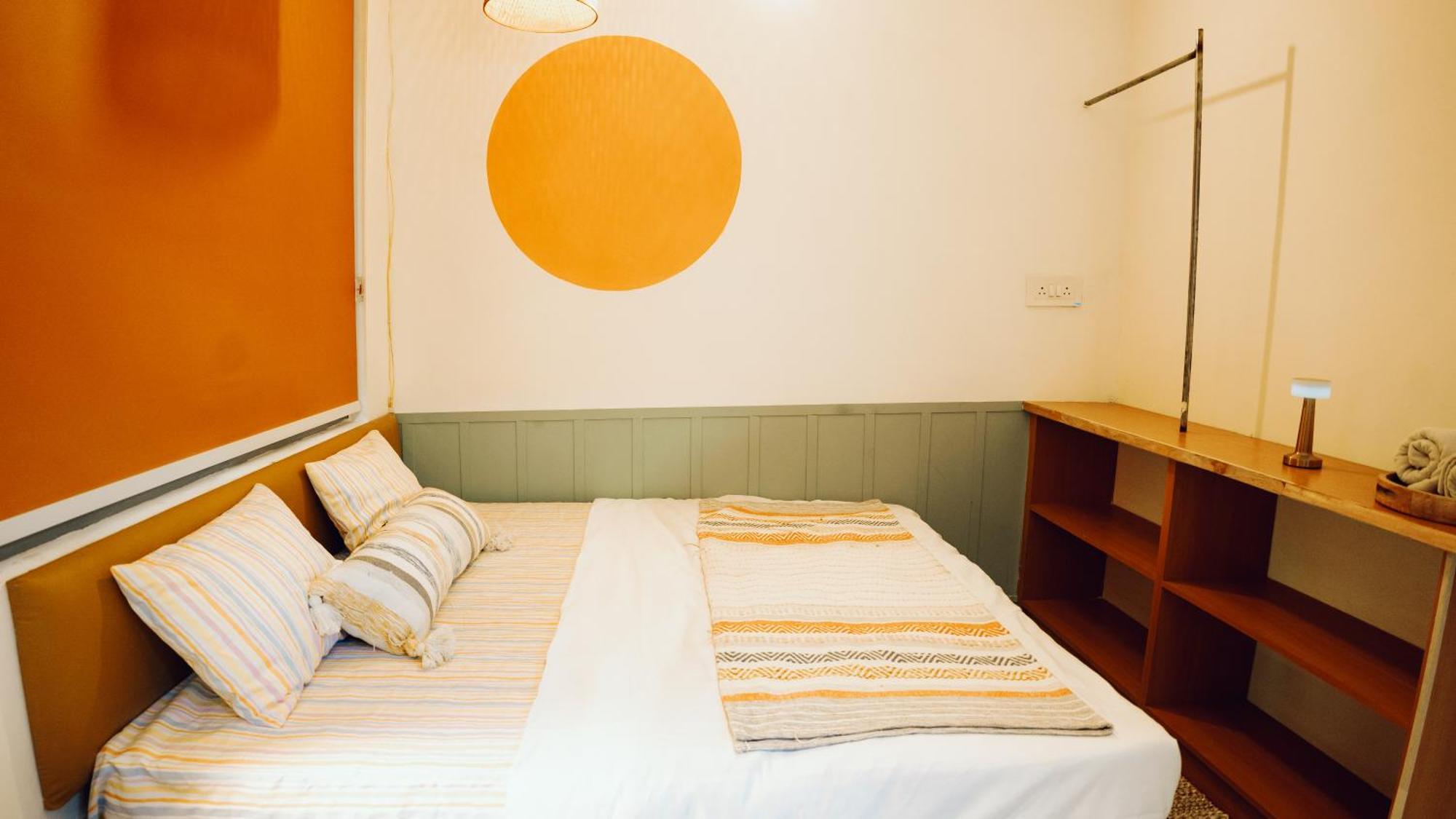 רישיקש Art Bliss Hostel מראה חיצוני תמונה