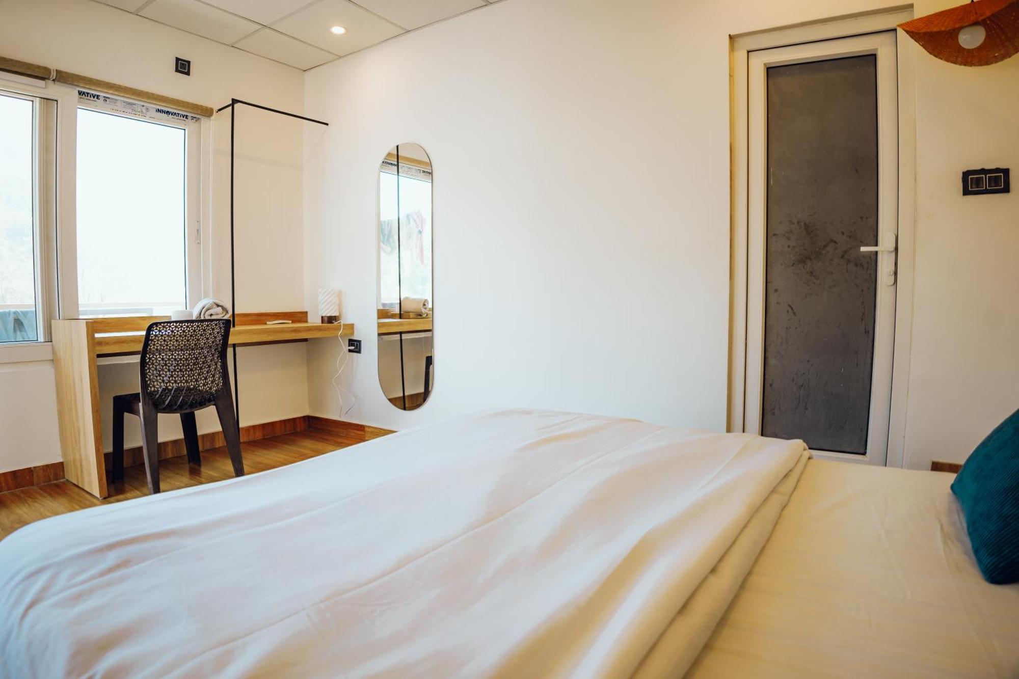 רישיקש Art Bliss Hostel מראה חיצוני תמונה