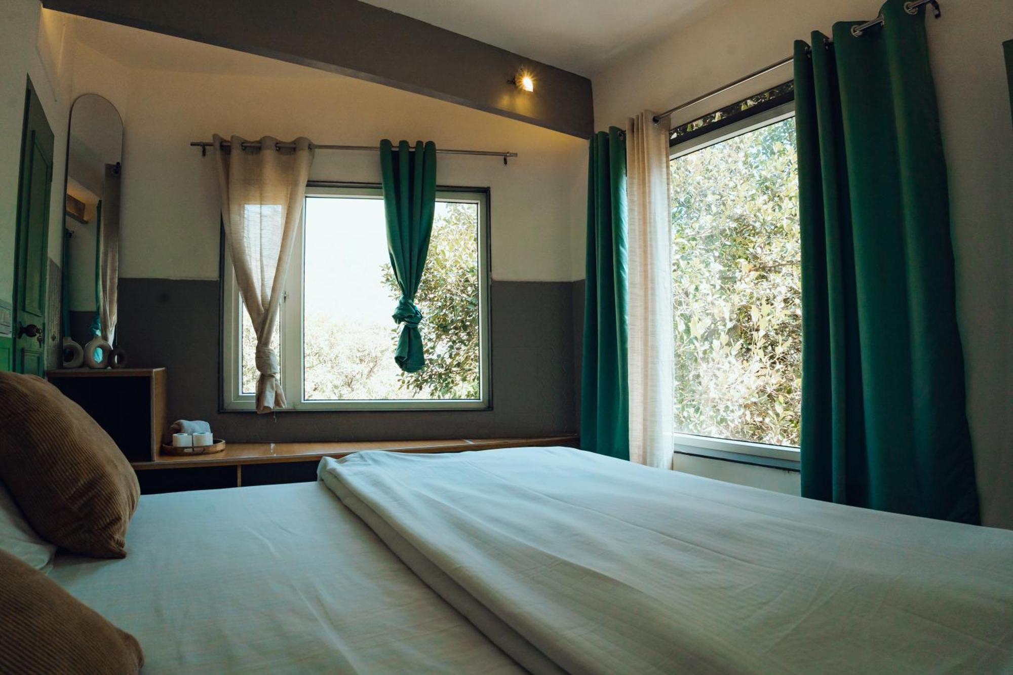 רישיקש Art Bliss Hostel מראה חיצוני תמונה